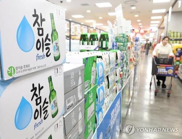 Hitejinro 1月将把烧酒出厂价下调10.6%