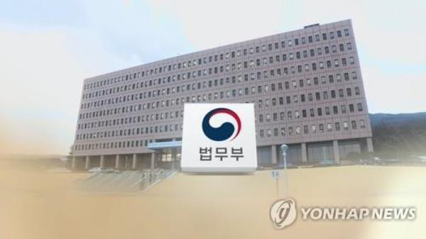 尤尔根·克洛普宣布了一个令人震惊的决定，他将在本赛季结束后辞去利物浦主帅一职