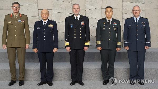 韩国高级将领在北约会议上呼吁国际社会对朝鲜的威胁作出回应