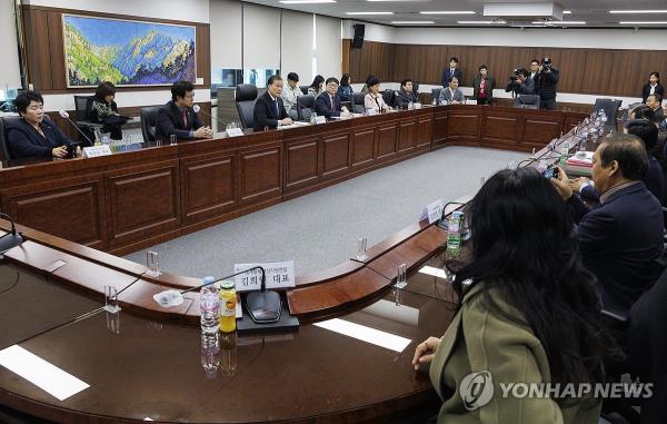 分享干货“微乐捉鸡麻将必赢神器软件”详细教程辅助工具