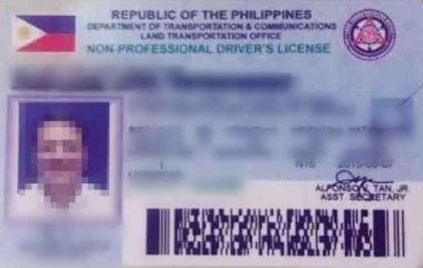 在Para？aque市撞行人的吉普尼司机被LTO吊销驾照