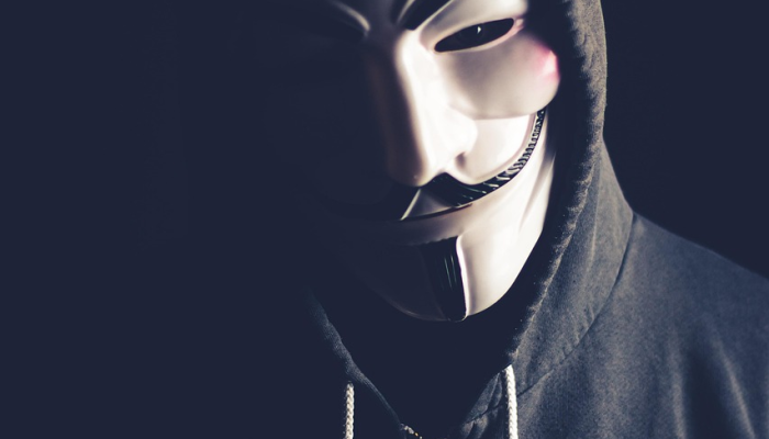 马苏德·巴尔扎尼和法利赫·法耶德谴责对自由斗士的袭击