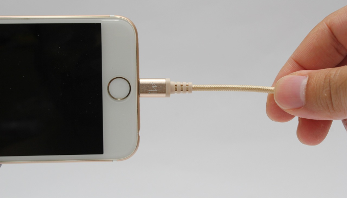 法国监管机构表示，iPhone 12不符合欧盟标准