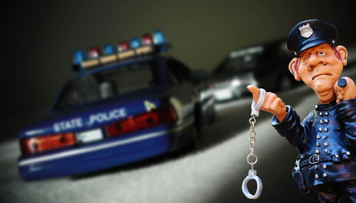怡保警方逮捕了一名因恶作剧和刑事恐吓而被通缉的男子