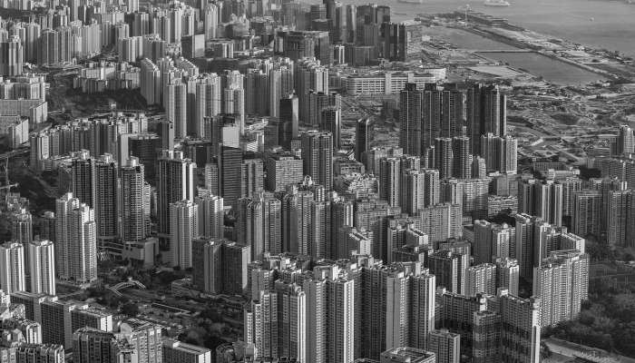一家房地产公司出价490万美元收购一所破产的西弗吉尼亚州大学校园
