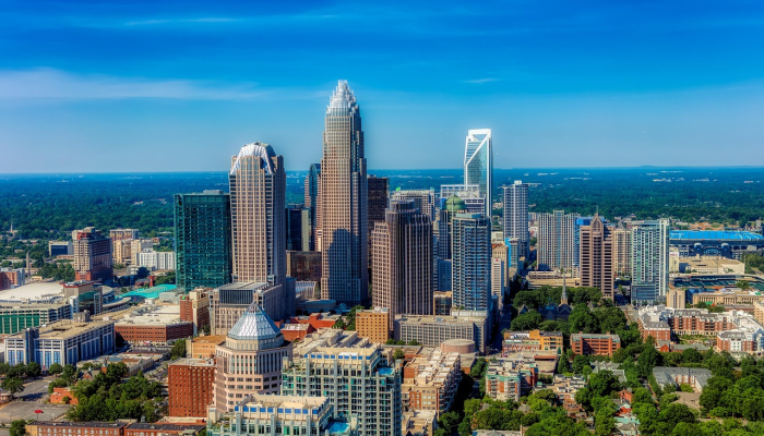 从夏洛特的地下室到北卡州议会大厦：迷幻疗法有了新的面貌