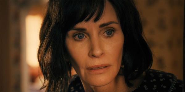 Courteney Cox looking shocked in the Shining Vale season 2 finale