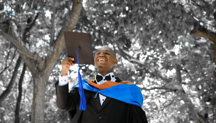 麦卡锡支持埃默担任议长：“他知道如何做这项工作”