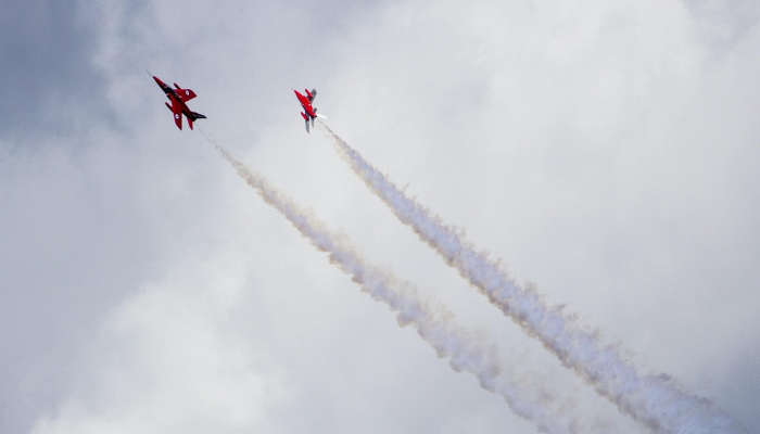 英国皇家空军飞行员在与俄罗斯的紧张关系中接受睡眠辅助指导