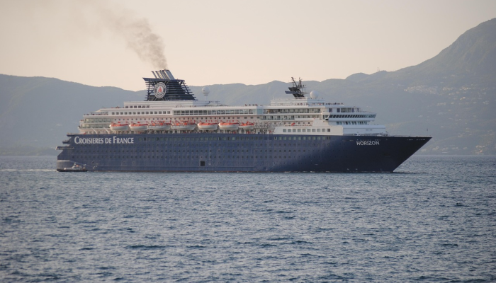 水手在海上受到残酷的惩罚 水手在海上受到残酷的惩罚