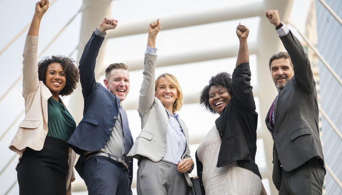 数千名韩国医生举行集会,医疗僵局升级 数千名韩国医生举行集会,医疗僵局升级
