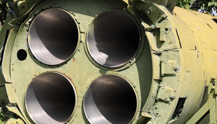 毁灭性时刻俄罗斯训练基地被HIMARS导弹摧毁,18人死亡 毁灭性时刻俄罗斯训练基地被HIMARS导弹摧毁,18人死亡