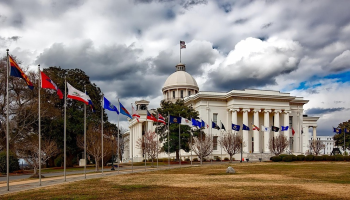 国会通过禁烟法案 国会通过禁烟法案