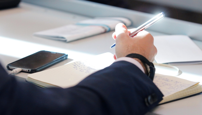 国会的控制权,拜登议程的未来掌握在选民手中 国会的控制权,拜登议程的未来掌握在选民手中