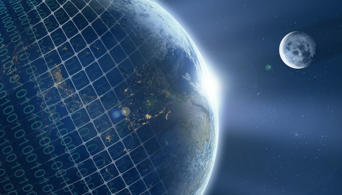 从6000公里的轨道上通过2毫米的镜头观察地球