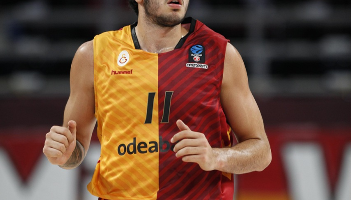 在多特蒙德的胜利是拜仁慕尼黑进步教练图切尔的关键 在多特蒙德的胜利是拜仁慕尼黑进步教练图切尔的关键