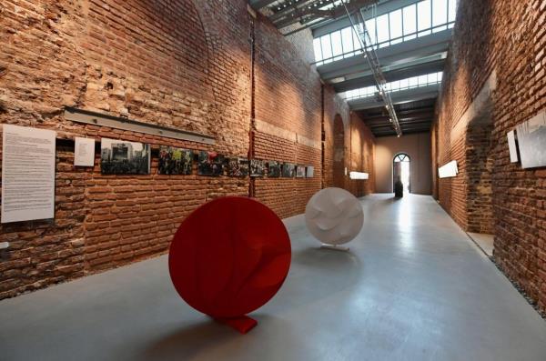 Istanbul prosecutor probes art exhibition over obscenity complaint