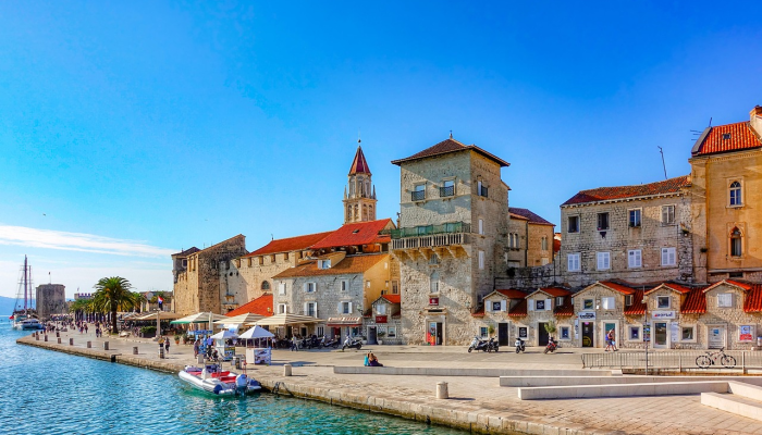 富时指数(FTSE)上涨,但英国国债收益率上升,令房屋建筑商股承压 富时指数(FTSE)上涨,但英国国债收益率上升,令房屋建筑商股承压