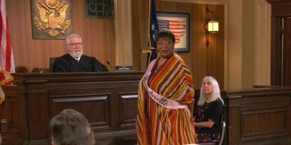 Dan (John Larroquette) and Roz (Marsha Warfield) in a courtroom in the Night Court Finale