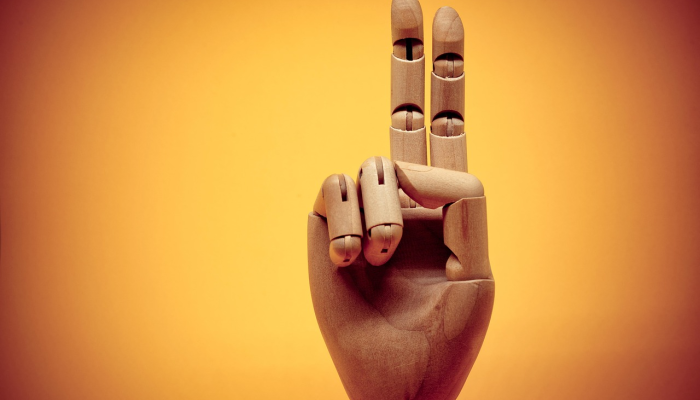 技术观点：漂亮的高波浪型蜡烛交易员周二应该做什么