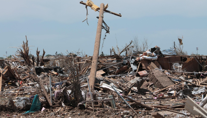 今天头条：德克萨斯州和俄克拉荷马州发生龙卷风，造成1人死亡，数十人受伤;奥巴马说生闷气、闷闷不乐是不行的;朝鲜发射了更多导弹