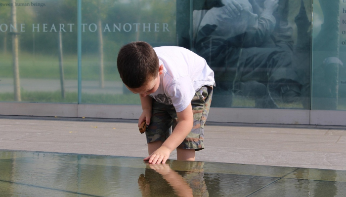 “每天有22名儿童受伤” “每天有22名儿童受伤”