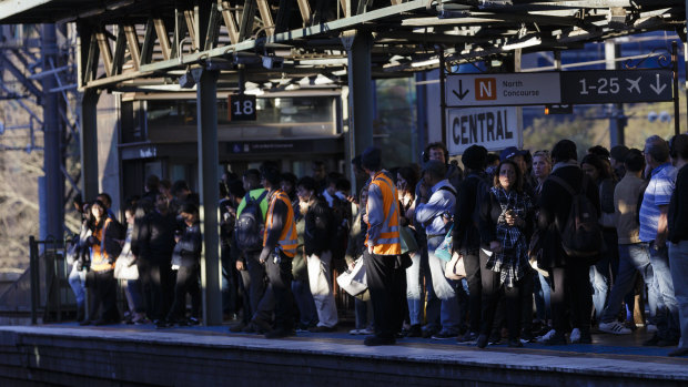 Look at all these happy people ready to have a chat.